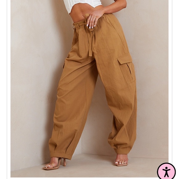 PrettyLittleThing Pants - PLT cargo baggy 90s style pants